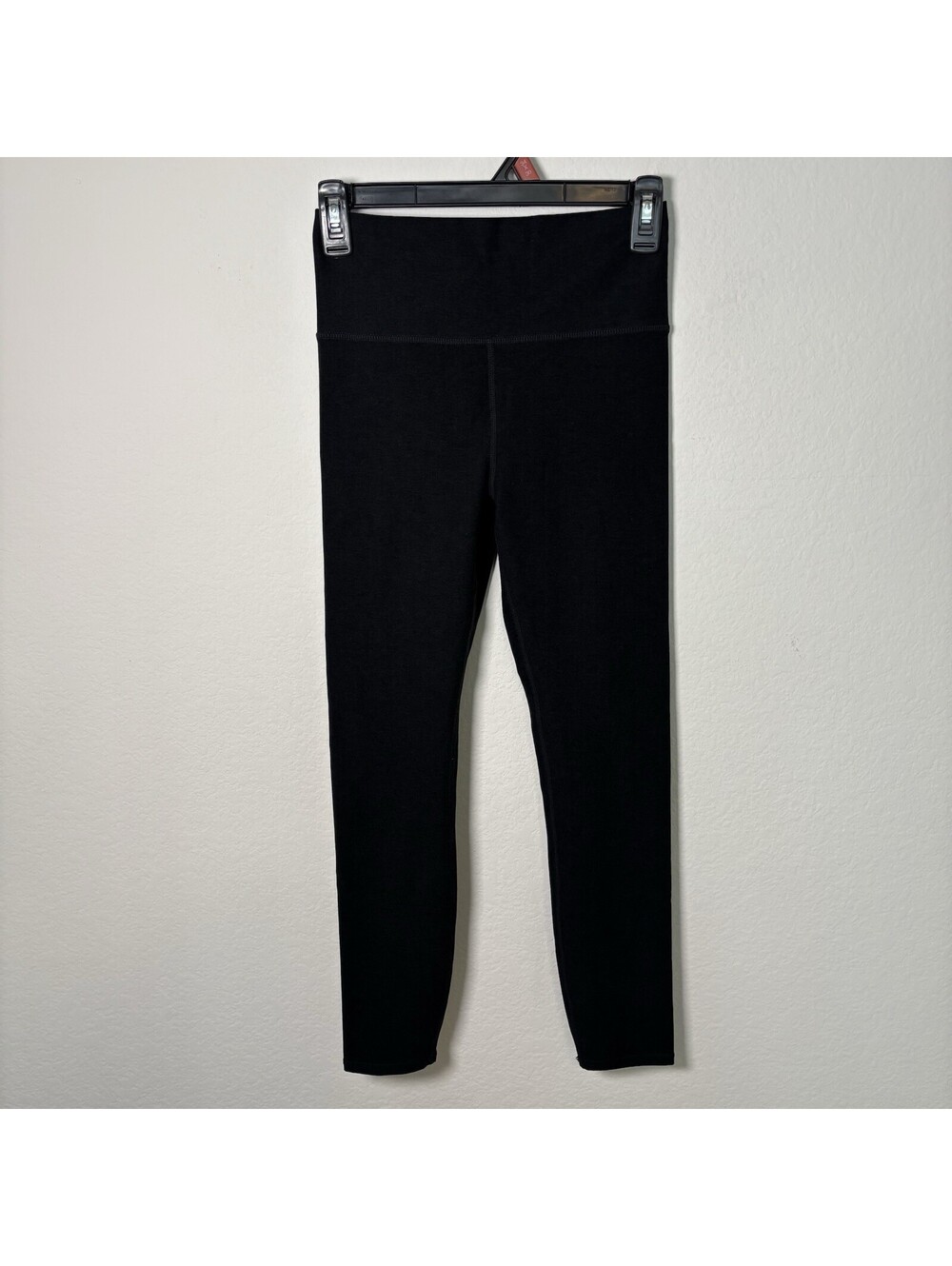 Vuori Women's Size Small Grey Clean Elevation High Waisted 7/8 Leggings Pilates - Picture 2 of 6